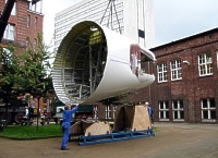  Airbus stiftet Flugzeugheck 