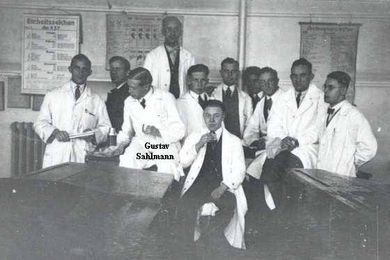 Gustav                                    
Sahlmann